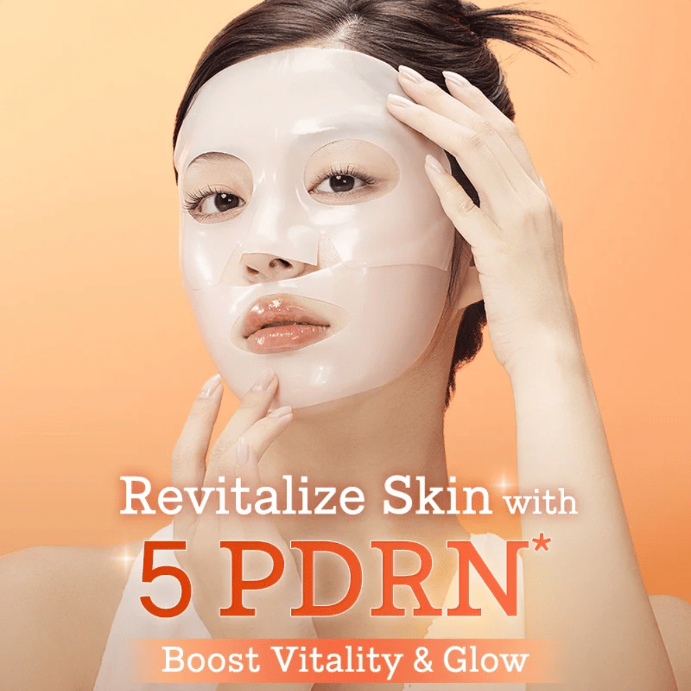 COSRX 5 PDRN Hyaluronic Acid Vital Hydrating Hydrogel Mask appliqué sur le visage pour une peau revitalisée, une luminosité accrue et une hydratation intense