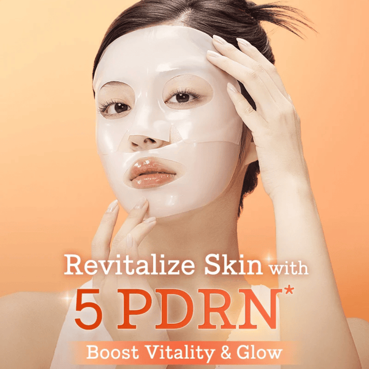 COSRX 5 PDRN Hyaluronic Acid Vital Hydrating Hydrogel Mask appliqué sur le visage pour une peau revitalisée, une luminosité accrue et une hydratation intense