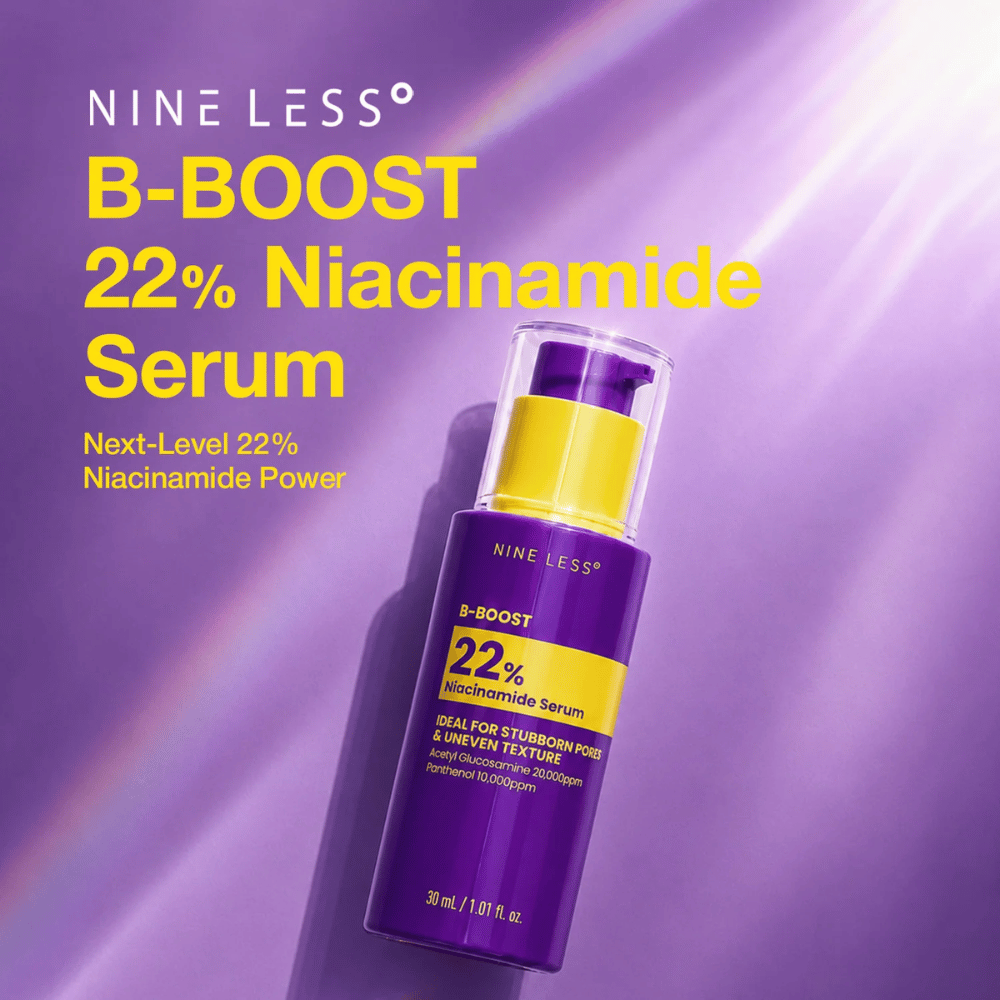 6. NINE LESS B-Boost 22% Niacinamide Serum – flacon de sérum violet avec étiquette jaune contre les pores visibles