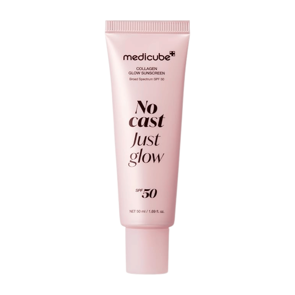 Medicube Collagen Glow Sunscreen SPF 50 50 ml, protection solaire au collagène dans un tube rose clair avec le texte No Cast Just Glow sur fond blanc.