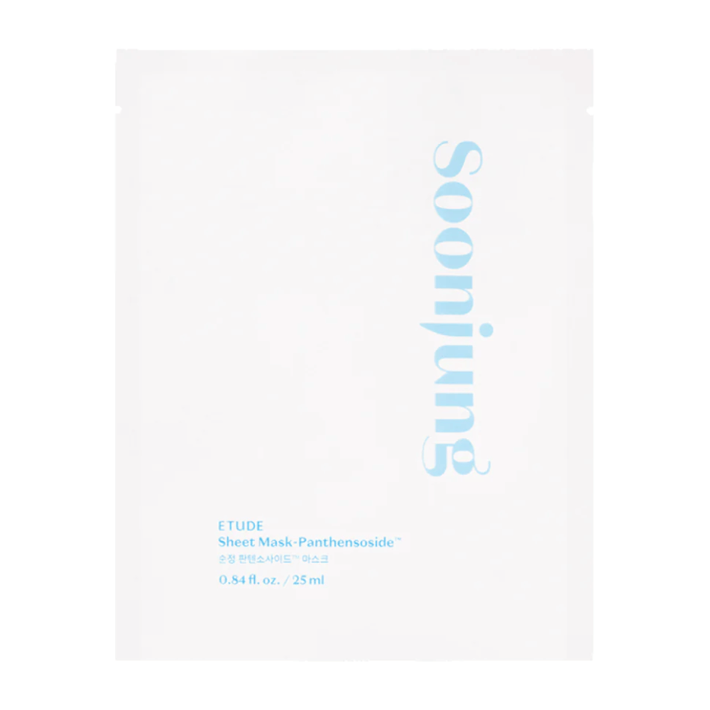 Un emballage blanc minimaliste de ETUDE Soon Jung Panthensoside Sheet Mask. Le texte est dans une nuance de bleu clair et la taille est indiquée comme 0.84 fl. oz. / 25 ml.