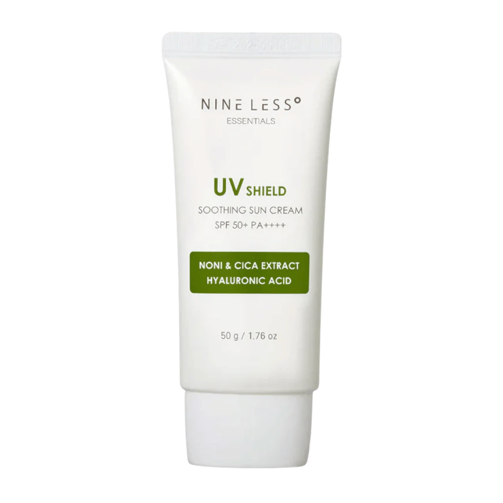 NINE LESS Essentials UV Shield Soothing Sun Cream SPF 50+ PA++++ – crème solaire hydratante avec noni, extrait de cica et acide hyaluronique qui protège et apaise la peau.