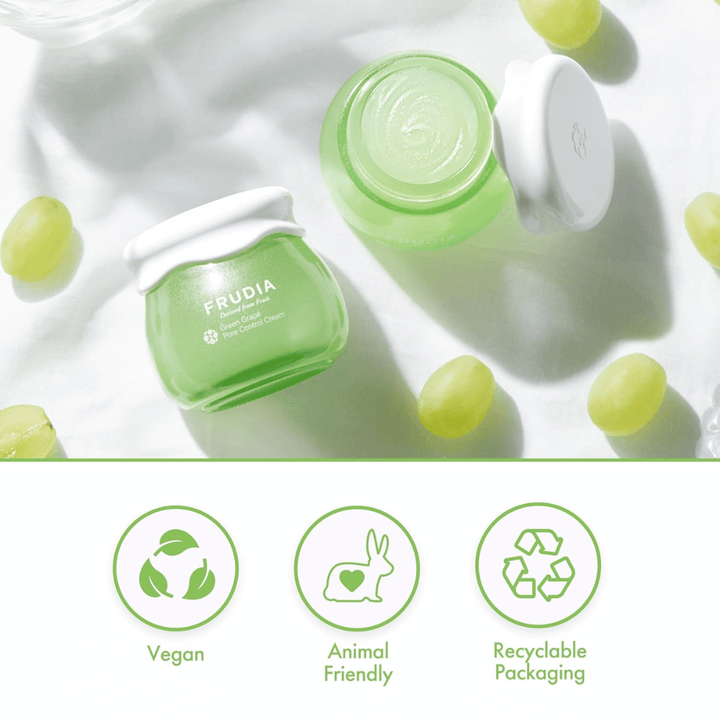 FRUDIA Green Grape Pore Control Cream avec extrait de raisin vert, crème visage vegan qui minimise les pores, équilibre le sébum et offre un emballage recyclable.