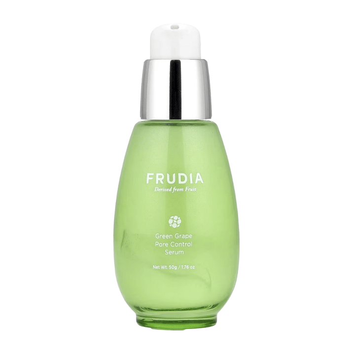Frudia Green Grape Pore Control Serum 50 g – sérum facial coréen avec extrait de raisin vert qui minimise les pores, équilibre la peau grasse et offre une peau hydratée et claire.