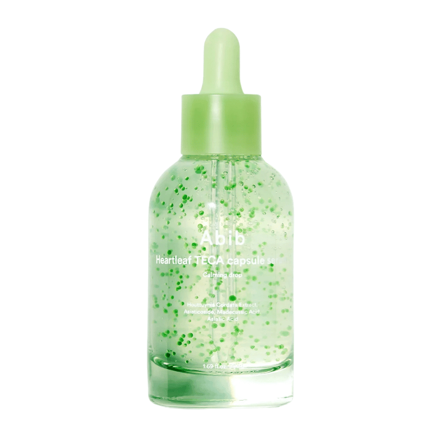 Image produit épurée de Abib Heartleaf TECA Capsule Serum avec des capsules vertes visibles dans le flacon et un focus sur le design apaisant du sérum.