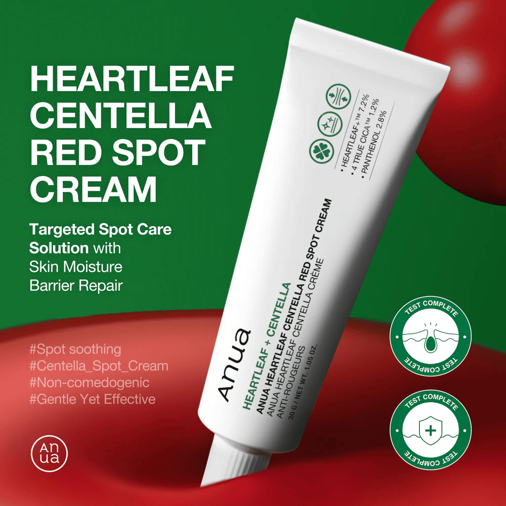Anua Heartleaf Centella Red Spot Cream dans un tube blanc présenté sur un fond vert, mettant l'accent sur le traitement localisé, la réparation de la barrière d'hydratation et la formule douce testée.