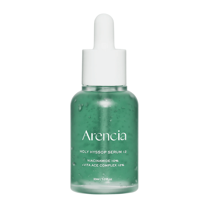 Arencia Holy Hyssop Serum 12 dans un flacon vert avec pipette, sérum pour le visage avec 10 % de niacinamide et complexe vitaminé ACE 12 %.