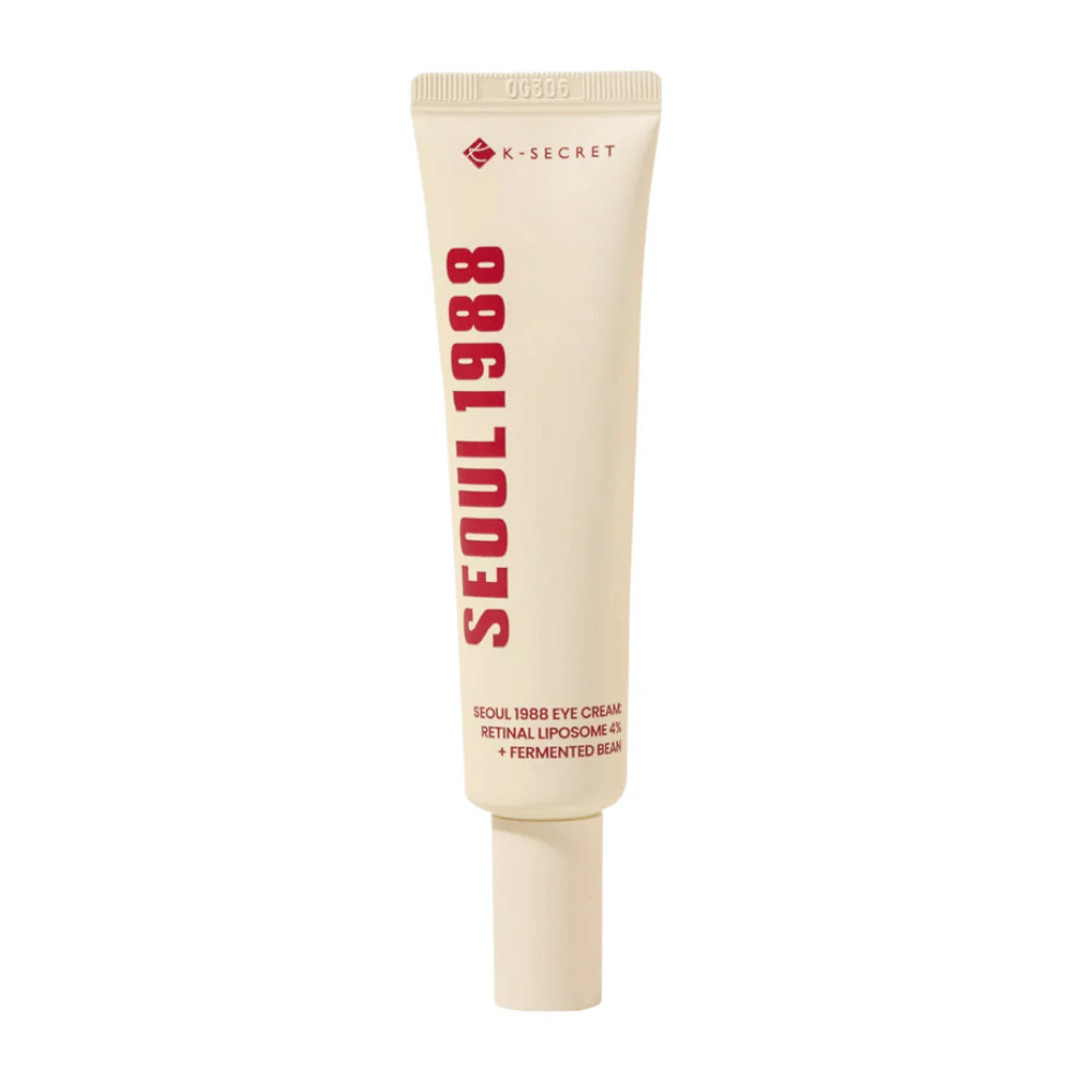KSECRET-SEOUL 1988 Eye Cream - Retinal Liposome 4% + Fermented Bean

Denna ögonkräm kombinerar 4% Retinal Liposome och Fermenterade bönor för att effektivt reducera fina linjer, återfukta och stärka det känsliga ögonområdet.

✨ Fördelar:
✔ Retinal Liposome 4% – Kraftfull anti-aging för en jämnare hud
✔ Fermenterade bönor – Näring och skydd för ökad elasticitet
✔ Lätt och snabbabsorberande – Passar även känslig hud

Perfekt för att återfukta och ge ögonområdet en uppfriskad och ungdomlig look! 👁✨