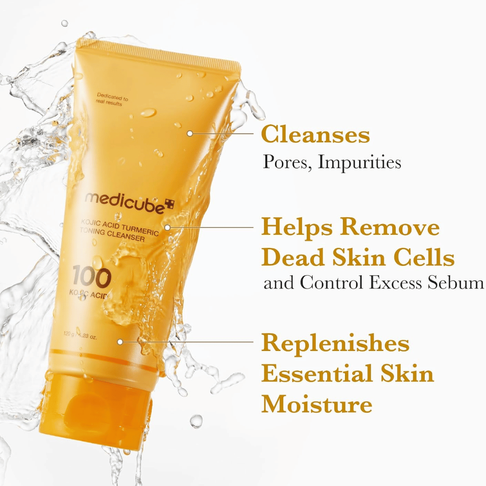 Medicube Kojic Acid Turmeric Toning Cleanser 120 g, nettoyant pour le visage qui élimine les impuretés et les cellules mortes. Tube jaune avec éclaboussures d’eau.