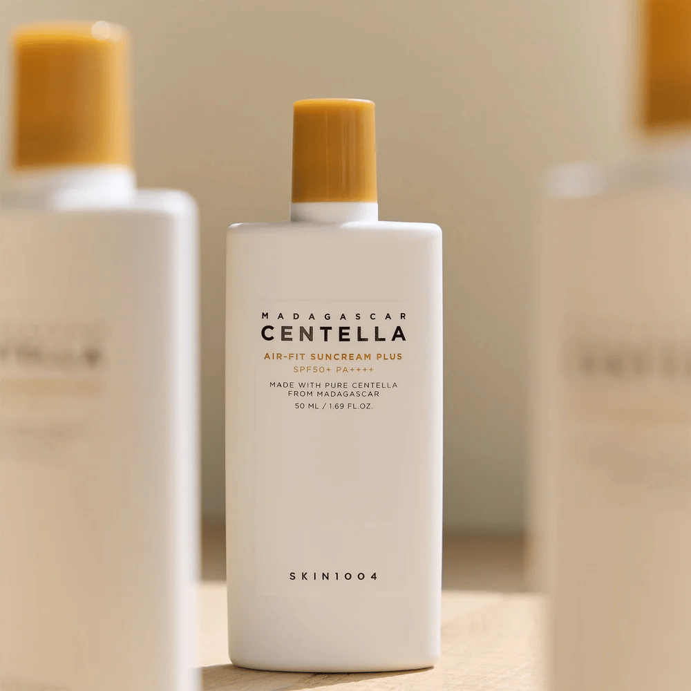 SKIN1004 Madagascar Centella Air-Fit Suncream Plus SPF50+ PA++++ protection solaire à la centella asiatica qui protège la peau contre les rayons UV et apaise les peaux sensibles