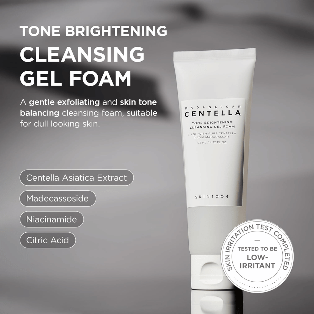 Image d’information présentant les principales caractéristiques du gel nettoyant. L’accent est mis sur le nettoyage en douceur, l’hydratation et une formule gel-en-mousse douce qui nettoie la peau sans donner une sensation de dessèchement.