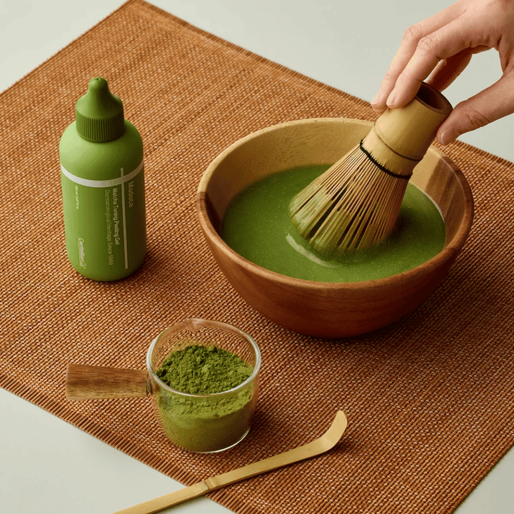 Centellian24 Madeca Matcha Toning Peeling Gel image d'ingrédient – peeling gel inspiré par le matcha qui aide à nettoyer la peau, éliminer les cellules mortes et améliorer l'éclat de la peau.