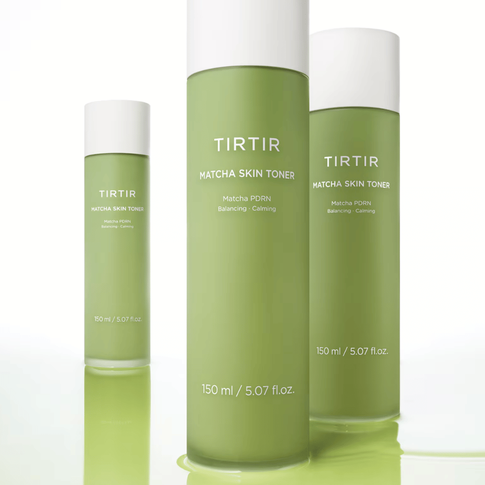TIRTIR Matcha Skin Toner lotion tonique pour le visage au matcha qui hydrate en profondeur, renforce la barrière cutanée et offre un éclat équilibré.