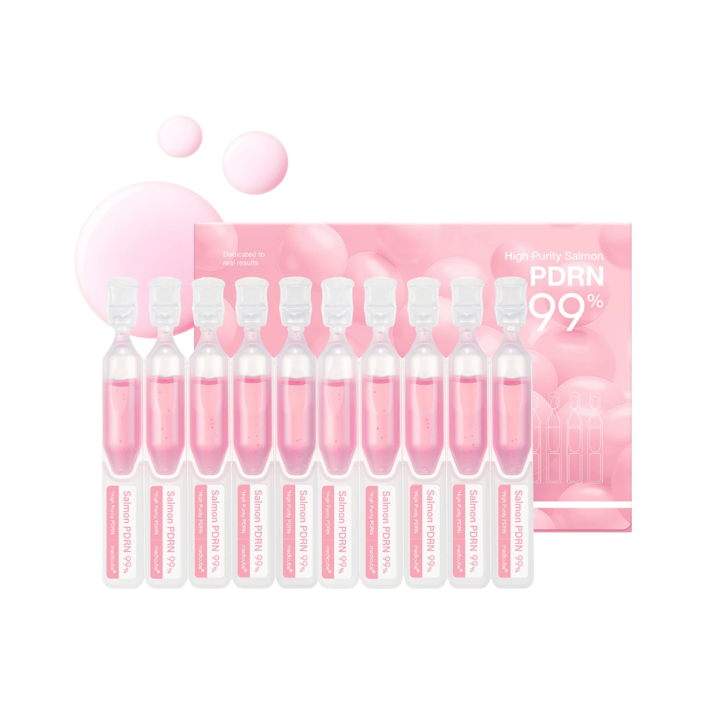 Medicube PDRN Pink One Day Serum Set avec dix ampoules individuelles et l’emballage du produit. Le set contient un sérum avec 99 % de saumon hautement purifié-PDRN pour l’hydratation, l’éclat et le soin quotidien de la peau.
