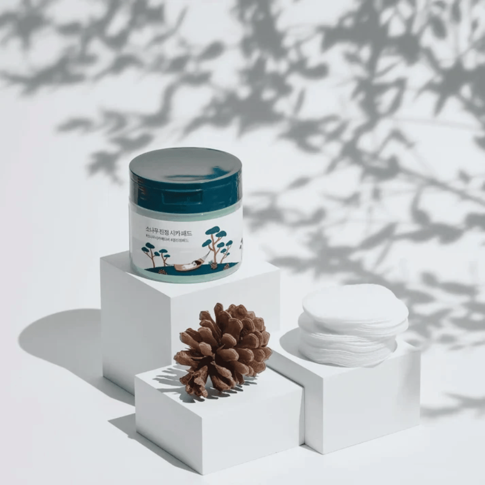 ROUND LAB Pine Calming Cica Pad – pads toner visage au design inspiré du pin et de la cica