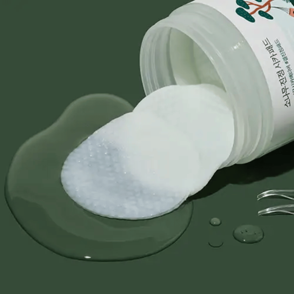 ROUND LAB Pine Calming Cica Pad – pads apaisants toner visage à surface douce et texturée