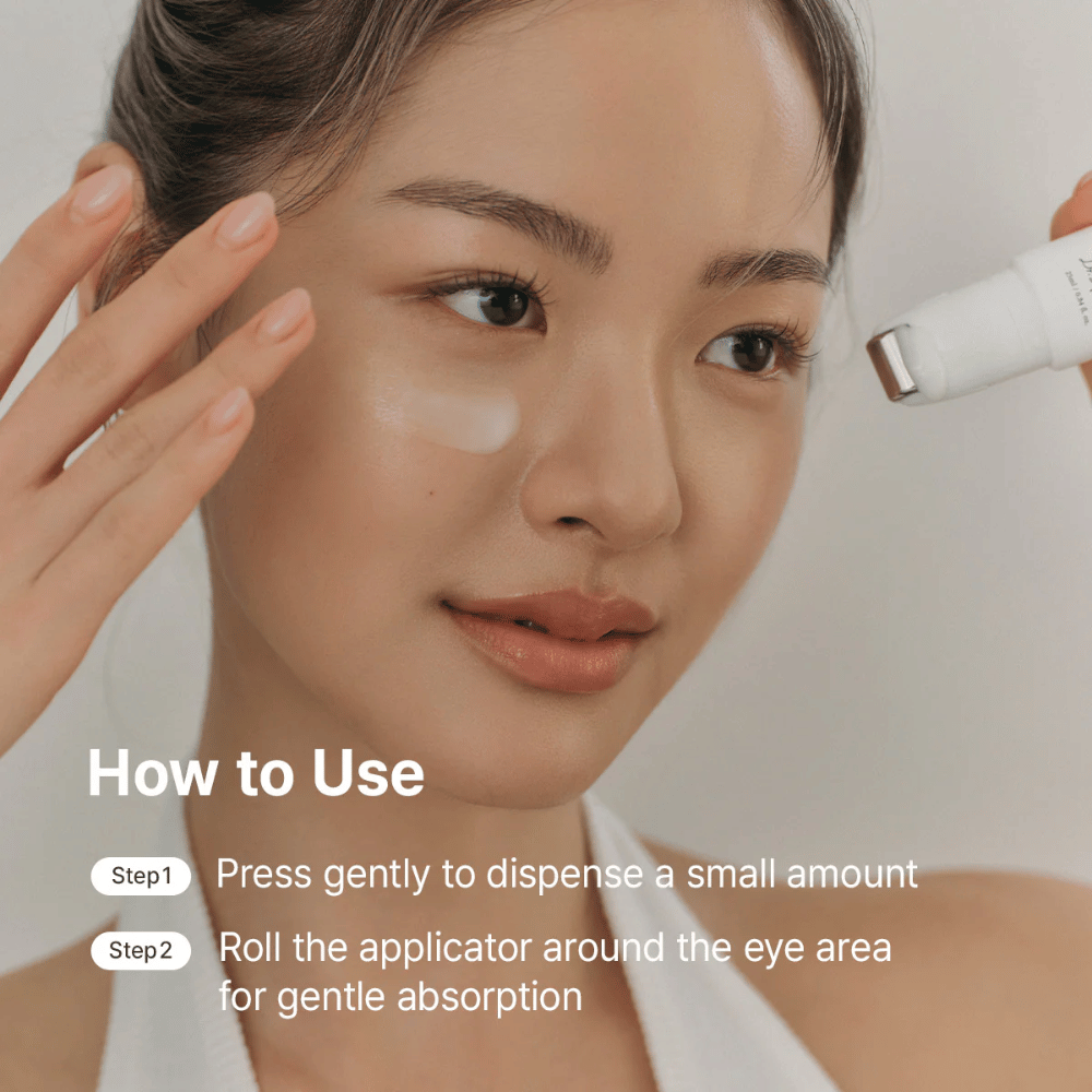Dr. Althea Retinol Flat Iron Eye Roller s'applique sous les yeux avec un rouleau rafraîchissant pour réduire les cernes, les ridules et le gonflement.