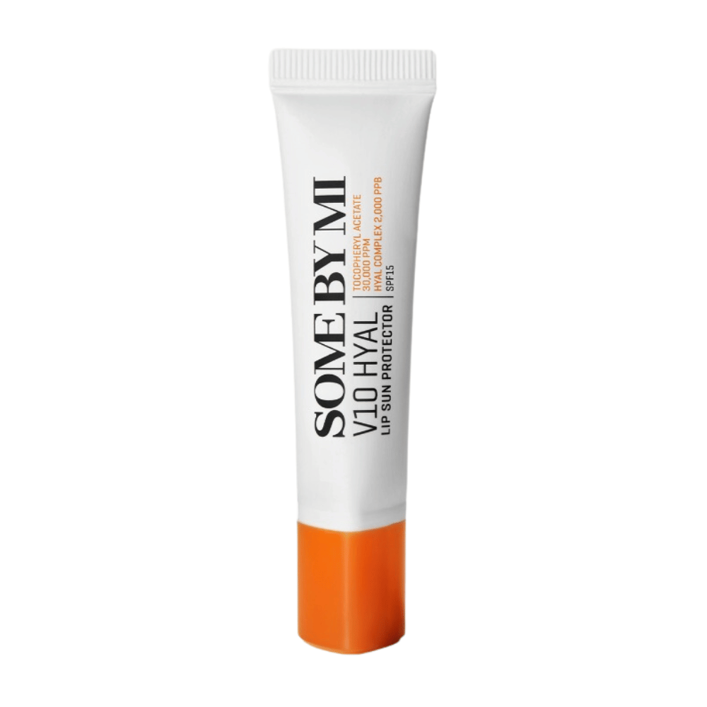 Un tube Some By Mi V10 Hyal Lip Sun Protector SPF15 7ml sur fond blanc.