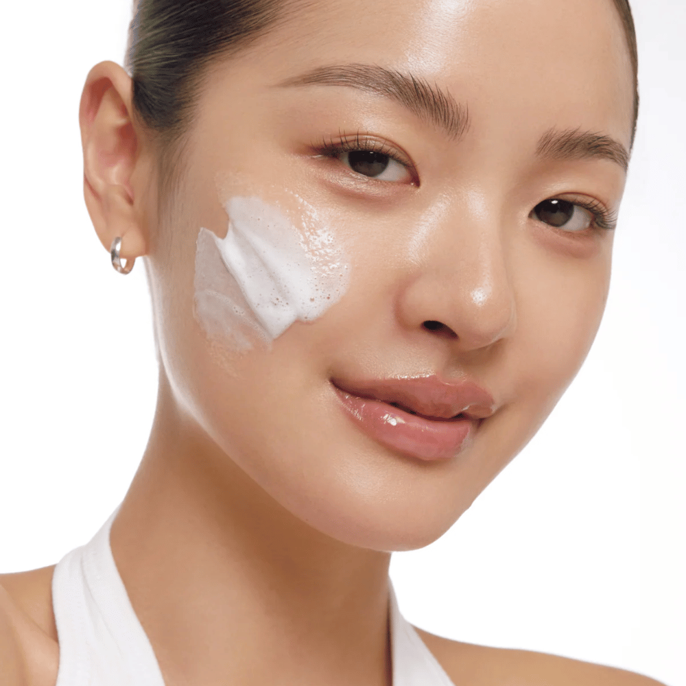AXIS-Y Sunday Morning Refreshing Cleansing Foam appliqué sur la peau