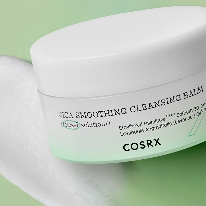 COSRX Pure Fit Cica Smoothing Cleansing Balm 120ml med sorbetliknande konsistens.